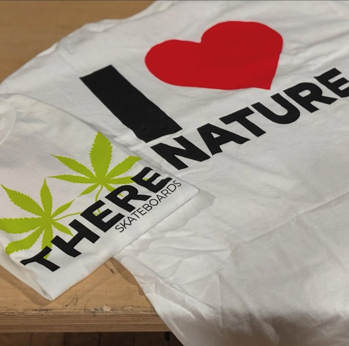 "I <3 NATURE" tee
